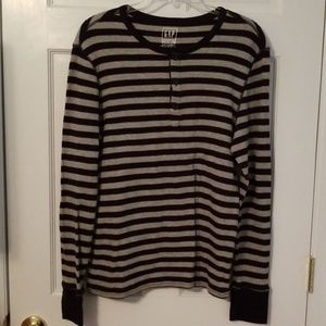 Men's GAP Medium Long Sleeve Light Sweater/Tee